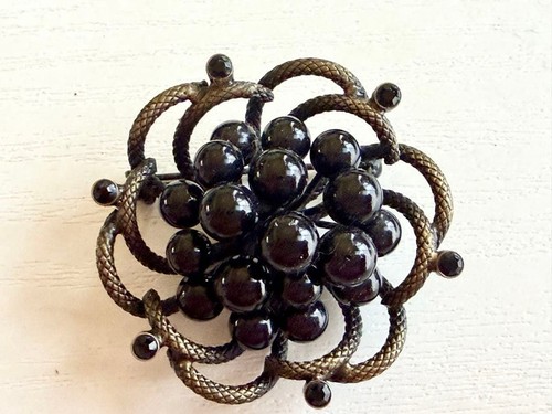 Vintage brosche mit - brosche, weinranken